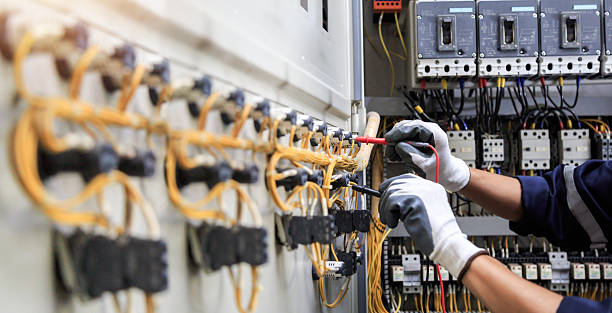 Professional Electrician technician working in Silver Ridge, NJ